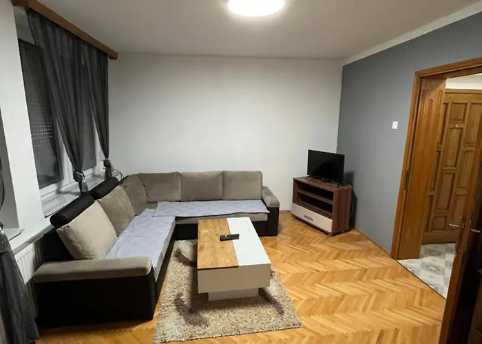 Stan Na Dan Trg Derventa